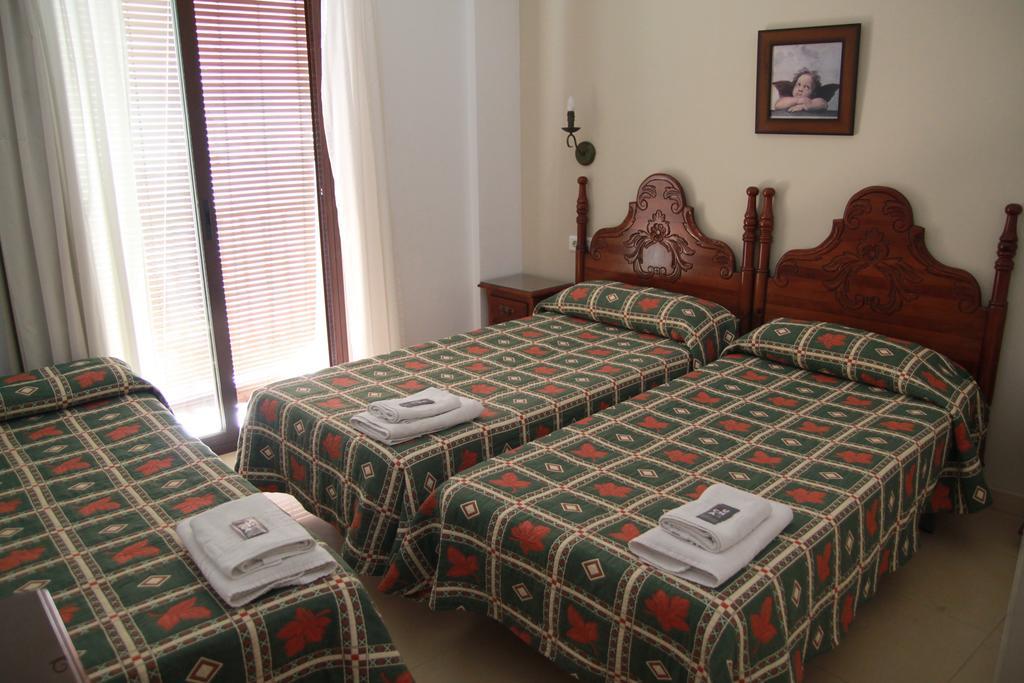 Easy Bronce Gasthof Nerja